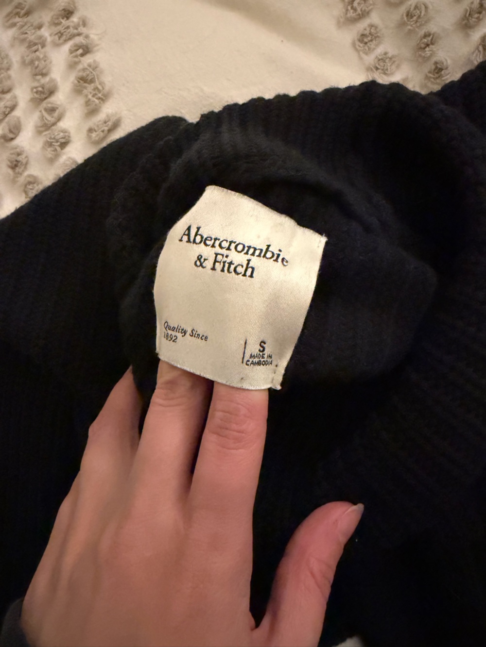 Abercrombie & Fitch Black Turtleneck Sweater - Picture 2 of 2
